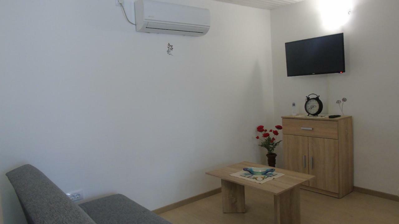אופטיה Apartment Mihael מראה חיצוני תמונה