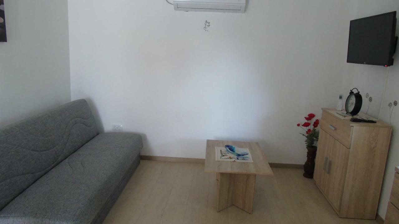 אופטיה Apartment Mihael מראה חיצוני תמונה